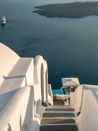 🌟 Europe :Budget Bliss in Blue & White: Santorini on a Budget 🇬🇷💙