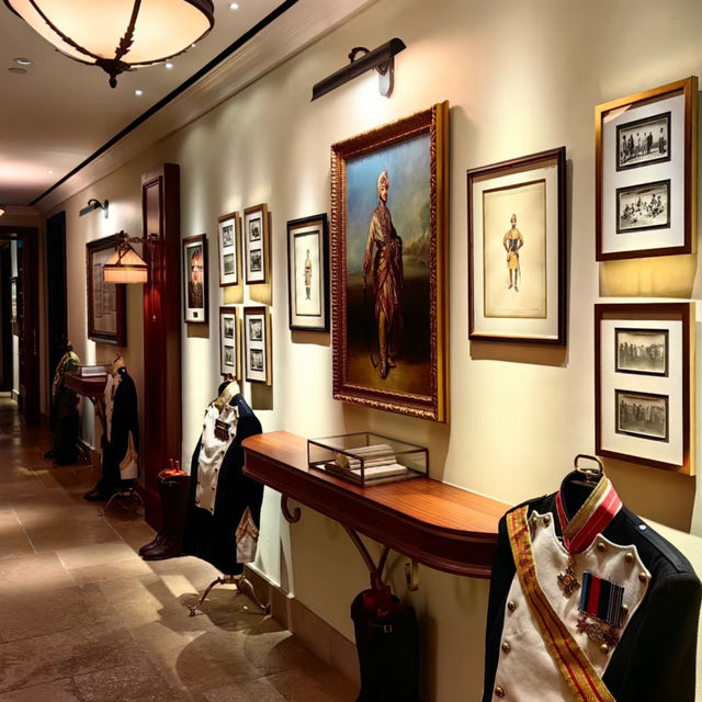 My Business Trip Surprise: Stepping Into History at Maxwell Reserve! 🤩🏨
