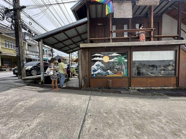 Makai Café and Space พังงาท้ายเหมือง