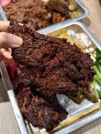 This Dongbei Braised Meat Stall at NEX Serves 400g Pork Sets from $6.90