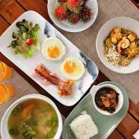ที่พักติดริมทะเล แบบไม่มีถนนคั้น จันทบุรี