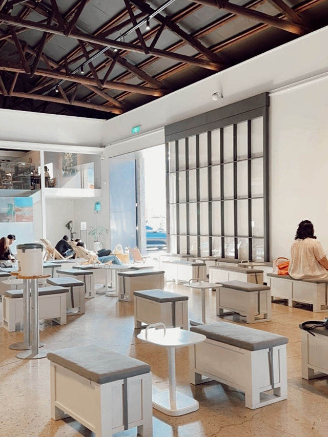 ☕️ 釜山超CHILL碼頭咖啡店🌅