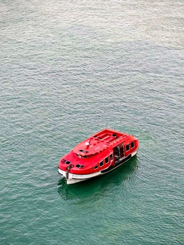 🚢🌟 Genting Dream Cruise – Your Ocean Escape Starts Here! 🌊💫