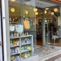 Orange street ถนนแห่งการค้าที่มีสไตล์