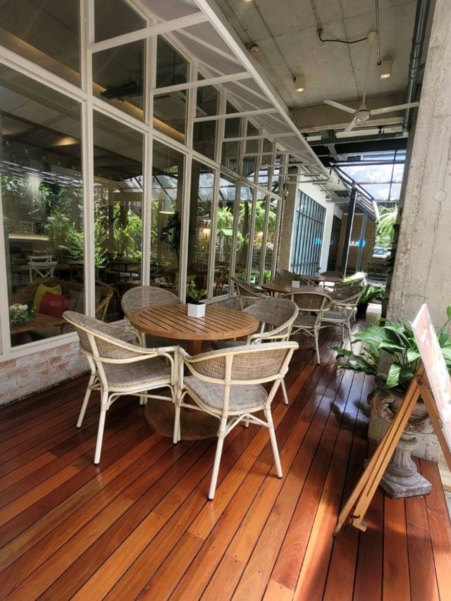 Farm Mu Cafe บางนา