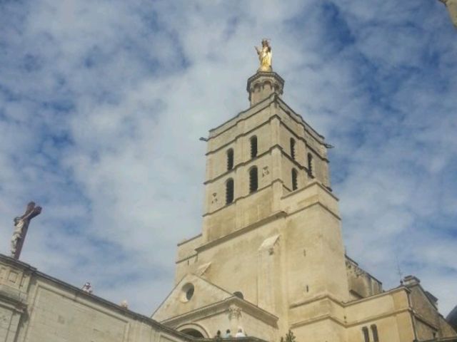 【フランス】アヴィニョン　法王庁宮殿(教皇庁)と大聖堂