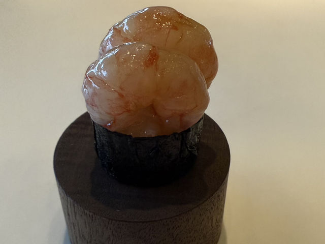 充滿驚喜嘅餐廳，仲有可以望晒香港最靚嘅景色