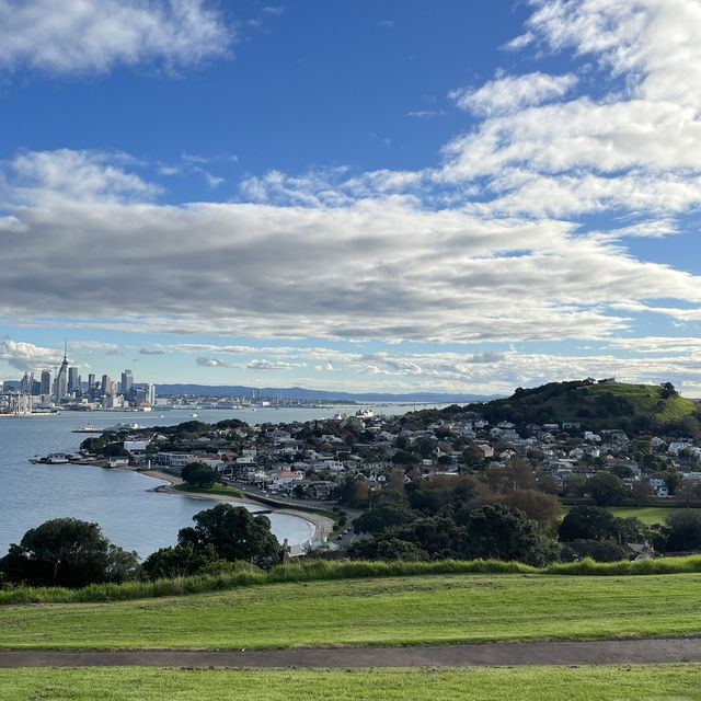 🌿走一條不擠人的路，看最震撼的奧克蘭天際線 | 德文港：North Head Summit 登頂＋海軍博物館漫步