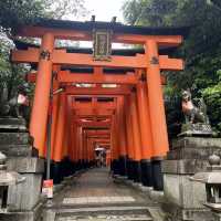 伏見稲荷大社 (京都) - Fushimi Inari-taisha (Kyoto)