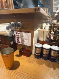 【東京駅 八重洲口】東京ラーメン横丁内の味噌ラーメン専門店、いと井