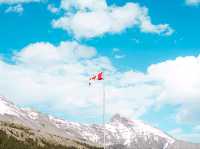 ❄️ Glacier Skywalk – Walk on the Edge in the Canadian Rockies
