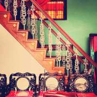 Peranakan Mansion: A Jewel Box of Straits Elegance in Summer