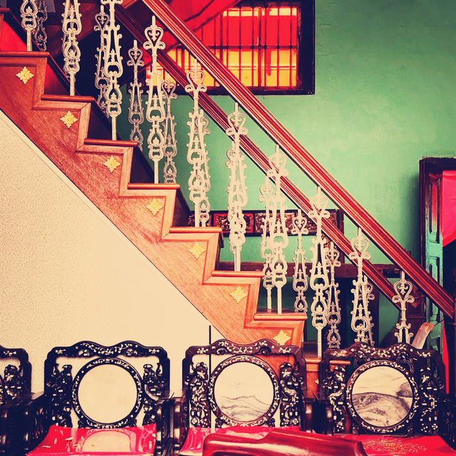 Peranakan Mansion: A Jewel Box of Straits Elegance in Summer