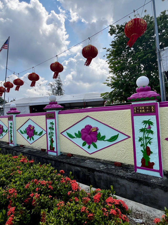 🌴 Lumut Waterfront: A Relaxing Summer Escape