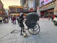 Guangzhou’s Twin Shopping Streets: Style Meets Tradition