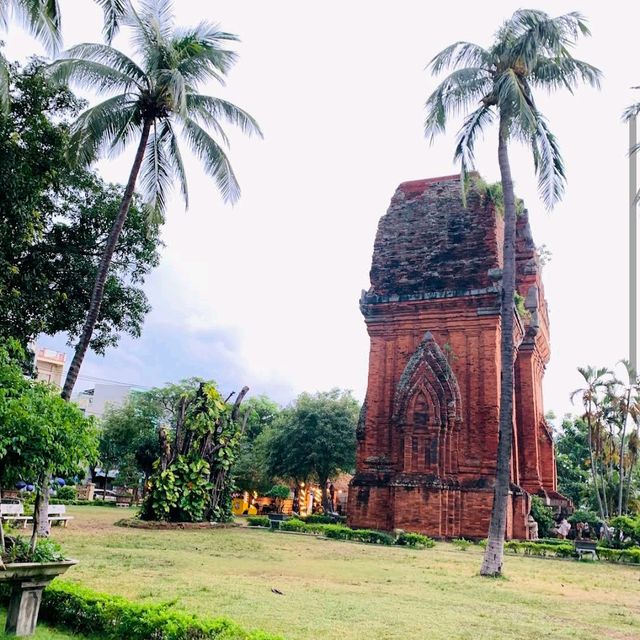 Thap Doi Cham Towers (Quy Nhon)
