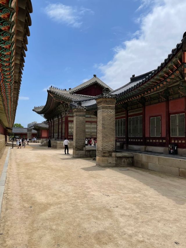 Where Heaven Blesses the Throne: Gyeongbokgung Palace