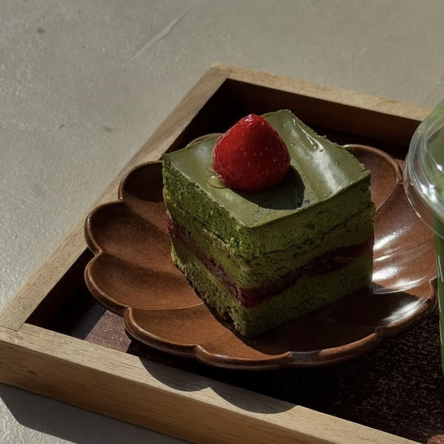  Khaam Cafe 