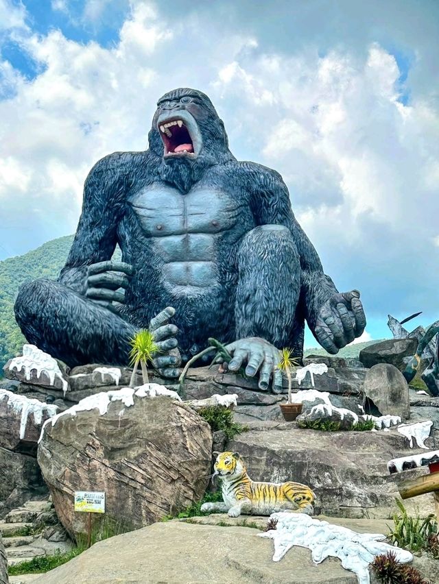 Highlands of Fun: Campuestohan Highland Resort, Talisay