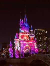 Lotte World Magic Island in Christmas attire