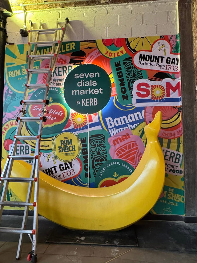 英國景點巡禮 柯芬園 中國城 Apple market