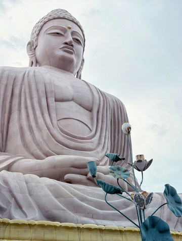 【銀ちゃん】ブダガヤ(ブッダガヤ)の小石仏　釈迦座像 銀ちゃん】ブダガヤ(ブッダガヤ)の小石仏 釈迦座像 銀ちゃん様専用