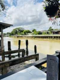 ร้าน ”สบายใจ“ ริมแม่น้ำ ร้านอร่อยที่จันทบุรีต้องมา
