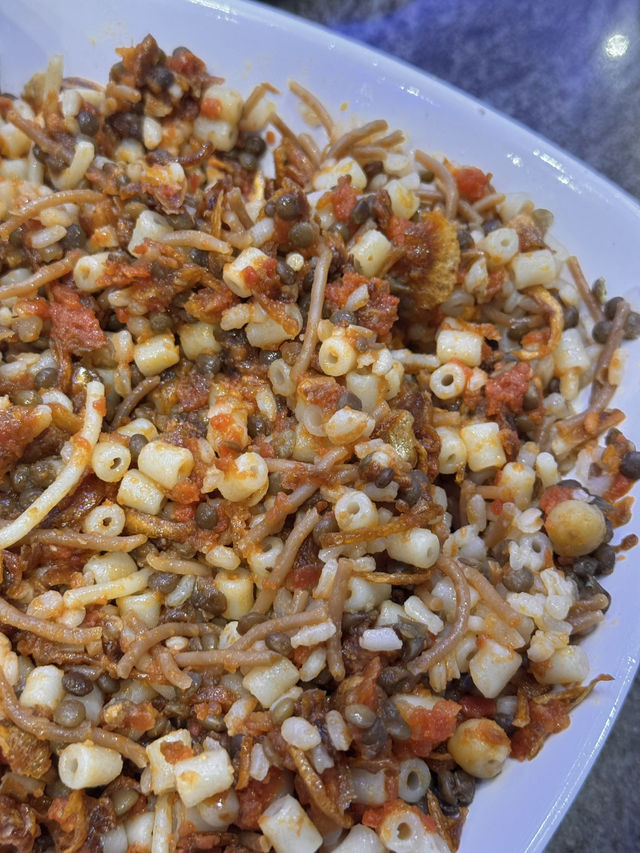 🍅 처음이지만 낯설지 않은 맛, 카이로 아부타릭 코샤리 🍝