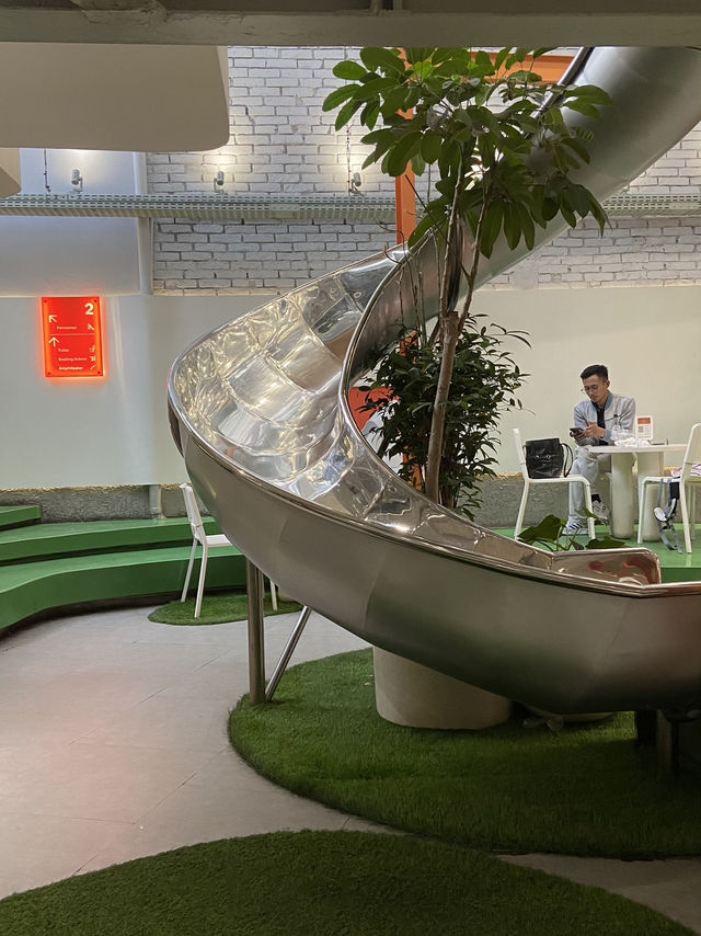 Sliding into Coffee Culture: A Fun-Filled Visit to Kopi Cantel Braga