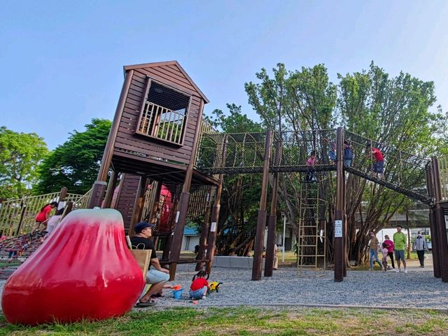 讓愛與歡笑共融的魔法樂園#「飛天小火車」共融遊樂園-屏東縣林邊鄉 讓愛與歡笑共融的魔法樂園#「飛天小火車」共融遊樂園-屏東縣林邊鄉