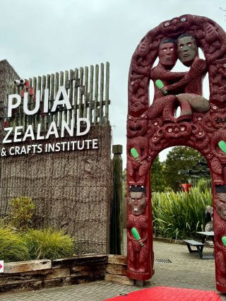 Nature’s Canvas: Exploring New Zealand’s Living Landscapes 