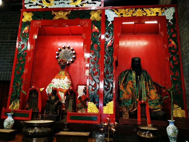 Yaumatei Tin Hau Temple (油麻地天后廟) 🙏✨