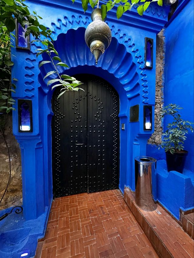 Wandering the Blue Streets of Chefchaouen