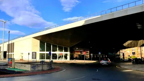 Logroño Railway Station: A New Landmark — traveler post in Logrono