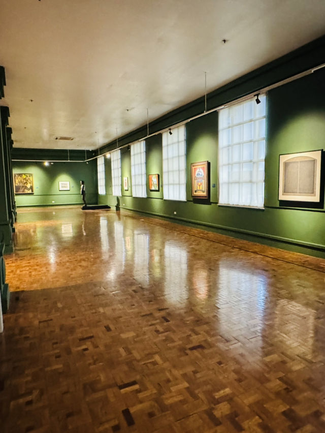 《走進菲律賓的國家博物館館，每一步都是與藝術重逢的呼吸。》