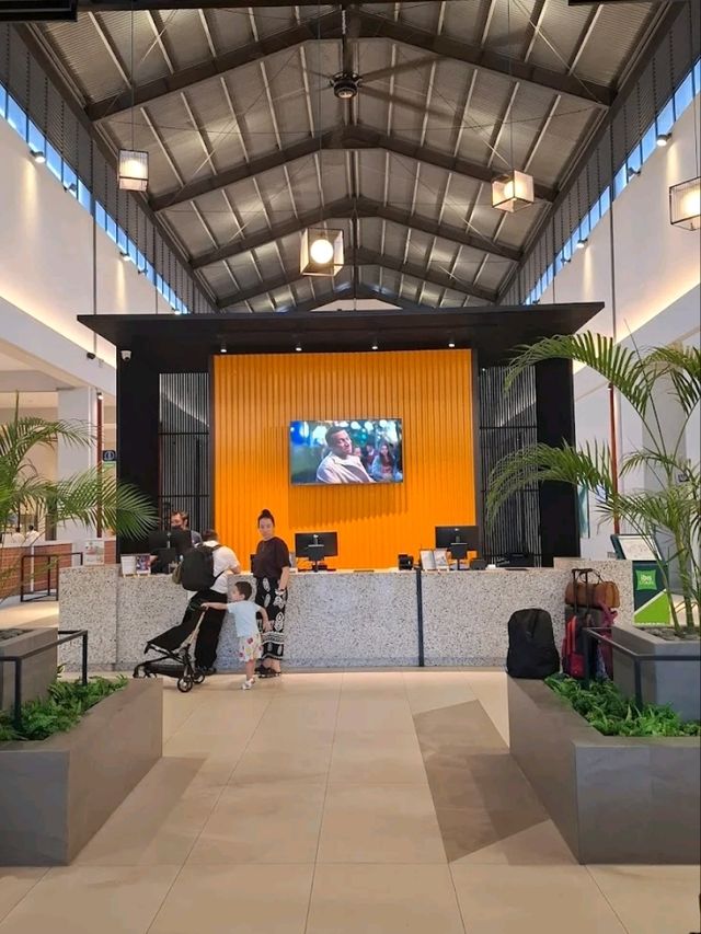 ✈️ “Colorful Comfort Before Takeoff: ibis Styles Sepang KLIA”
