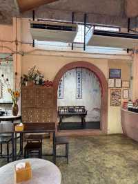คาเฟ่สไตล์จีนใจกลางเมือง จ.พิษณุโลก •หลง คาเฟ่•