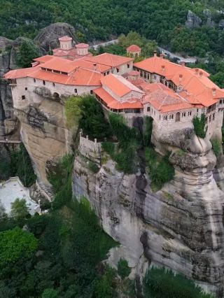 #hellohalloween
⛰️ Majestic Meteora – Greece’s Floating Monasteries 🇬🇷

Meteora is one of Greece’s most awe-inspiring sights, where ancient monasteries sit atop towering rock pillars! 🏞️🙏
Explore the Holy Monastery of Great Meteoron, hike scenic trails, and catch a breathtaking sunset over the cliffs 🌅.

Reach Meteora by train or bus from Athens or Thessaloniki 🚆.
Best time to visit: April–June or September–October 🍃

#Meteora #GreeceTravel #GreekMonasteries #thingstodo #familytravel #couplestrip #staycation
