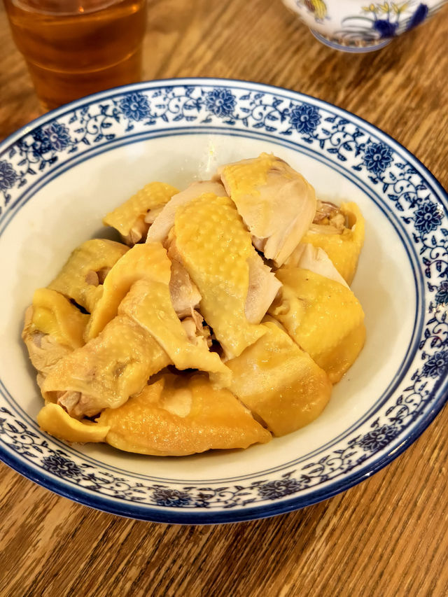 七十年代風裝修火鍋店，抵食二人套餐