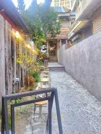 부산 골목 안에 이런 분위기 카페가? 감성 폭발 공간 리뷰!✨