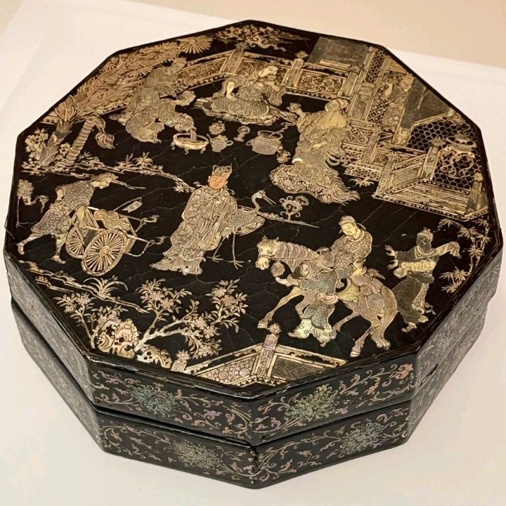 上海博物館 | 花開く紅と翠（みどり） — 宋・元・明の漆器名品展