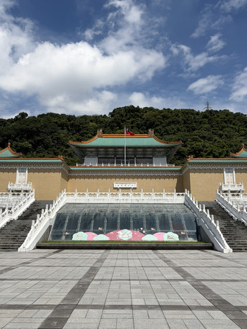 🏛️故宮に眠る中国美術の至宝をめぐる｜国立故宮博物院（台北