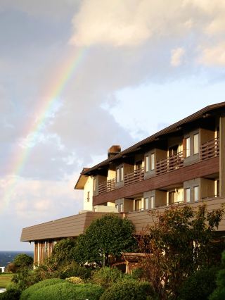 The hotel closest to the sunset. Sado's superb resort, "Hotel Azuma," was absolutely amazing...even the romantic white swing was fantastic!