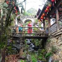 Stunning Huangling Ancient Town & Terraces