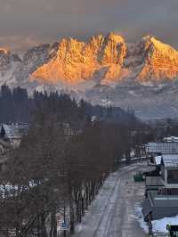Woke up with the Alps and ended the day above the clouds! 