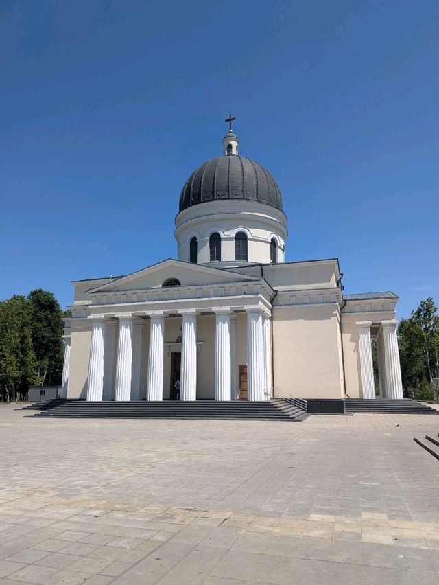 Metropolitan Church of Christ s Nativity 