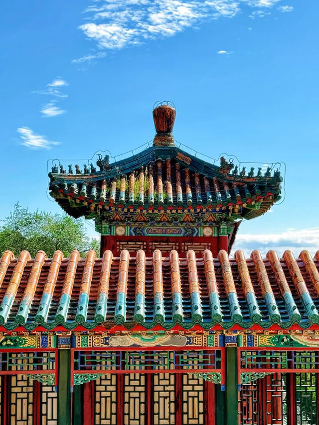 Palaces, Pavilions, and Painted Dreams — A Day at the Summer Palace