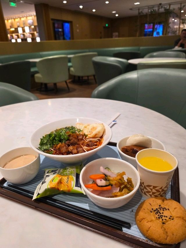 China Eastern Airlines Lounge в аэропорту Ченду: подробный отзыв China Eastern Airlines Lounge в аэропорту Ченду: подробный отзыв