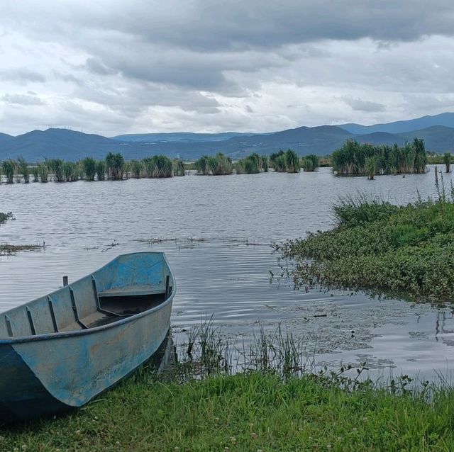 Lay back and relax in Lijiang