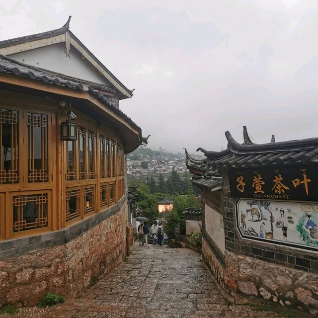 Living in Lijiang (for 3 days)